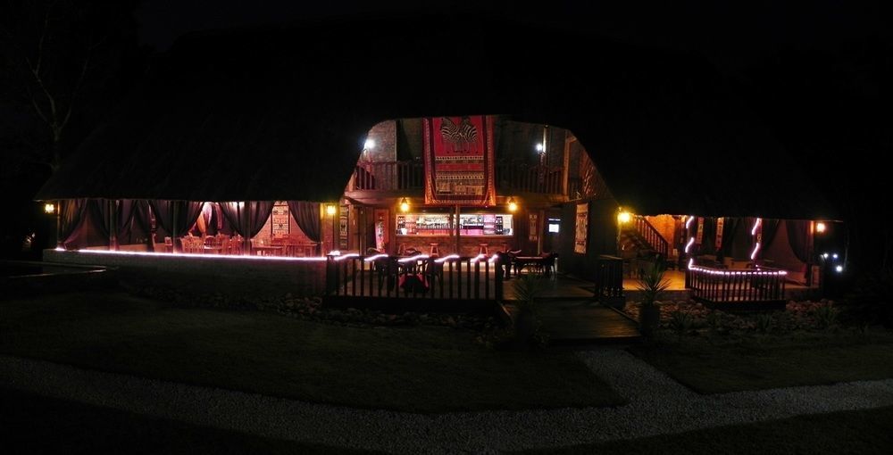 Kwambali Riverside Lodge Hazyview Exterior photo